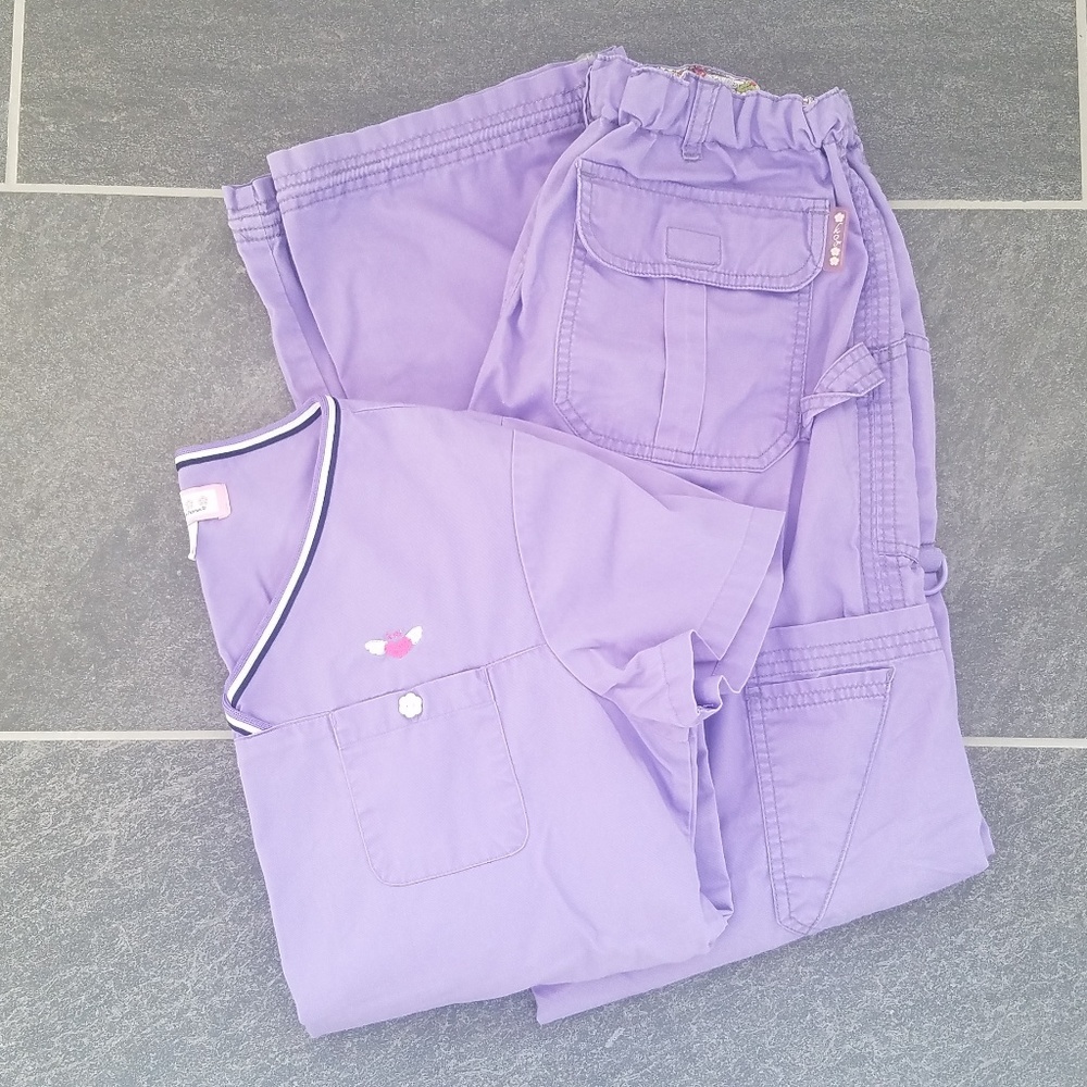 Koi Scrub Top and Pants Set Size S